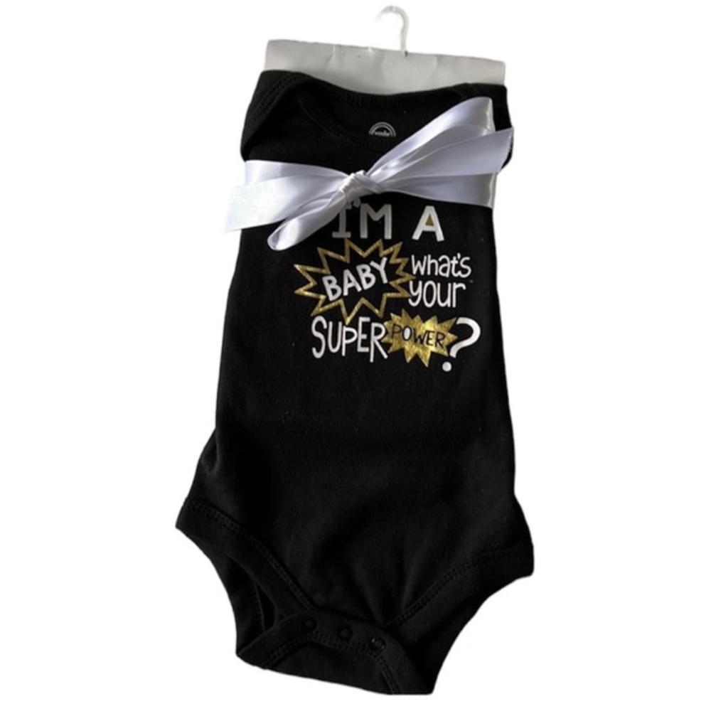 NWT Baby Onsie Size 3-6M : 21.5-23”‎ HT : 12.5-16 lbs